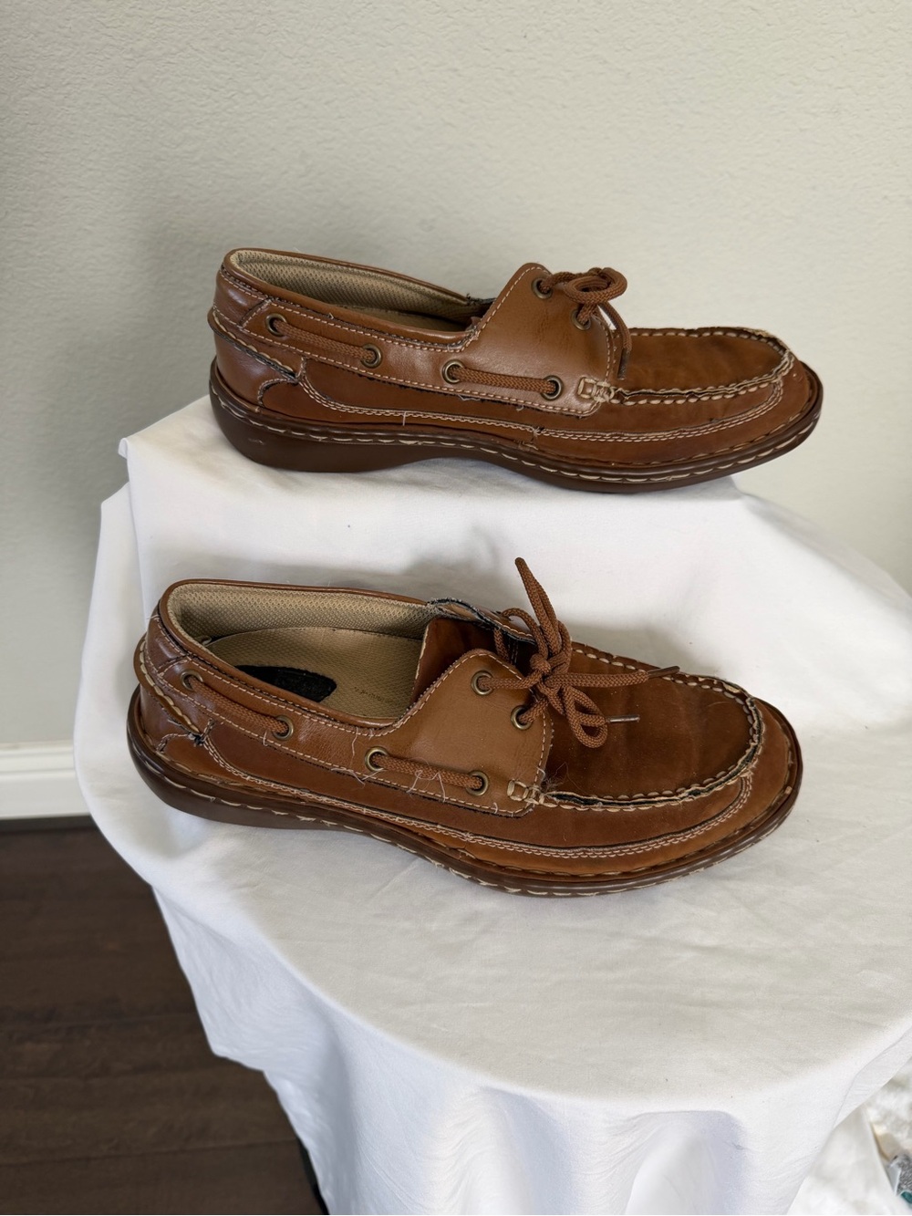 Men's Casual Boat Shoes - Size 8M - Brown Deck Shoes (Style 84001)